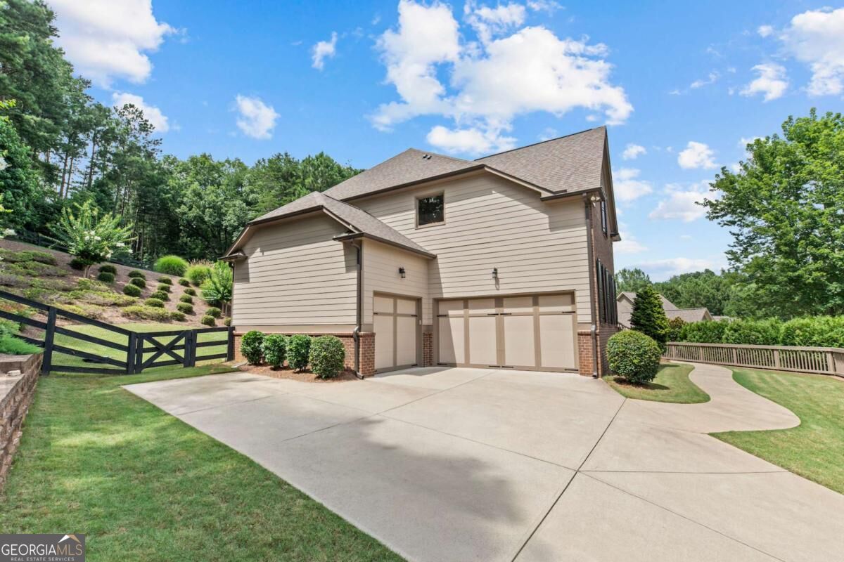 6040 Windjammer Point Property Photo 3