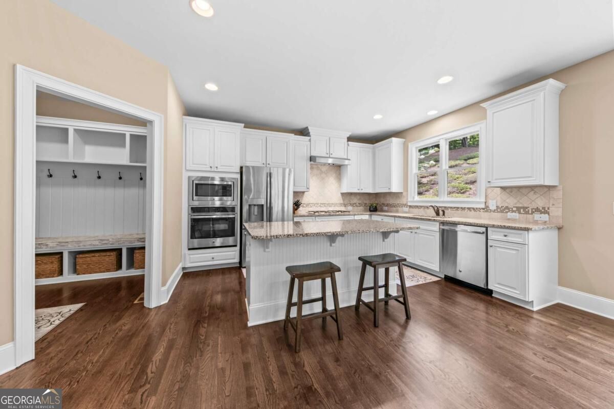 6040 Windjammer Point Property Photo 9