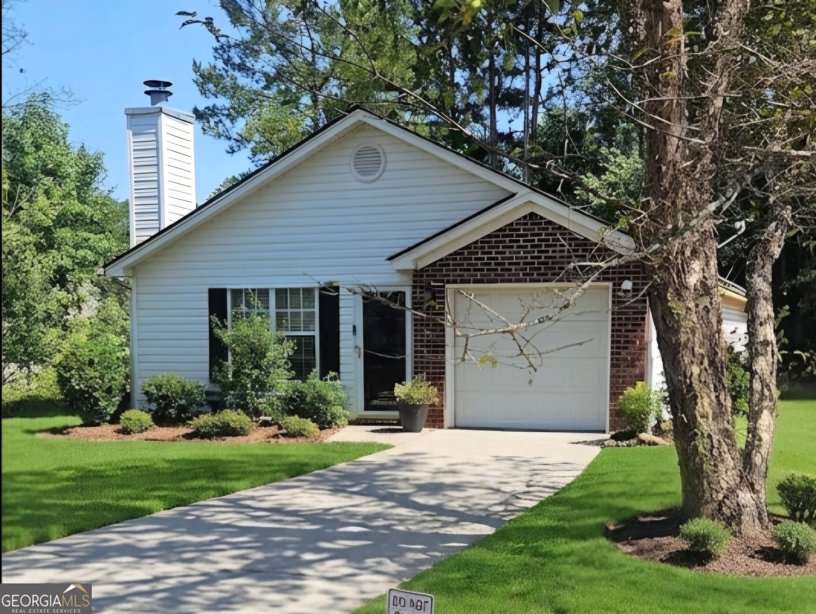 4384 Chestnut Oaks Trace Property Photo 1