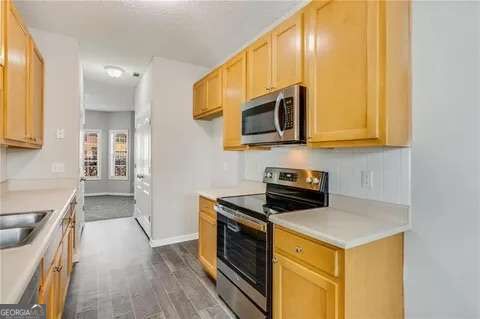 762 Commerce Boulevard Property Photo 2