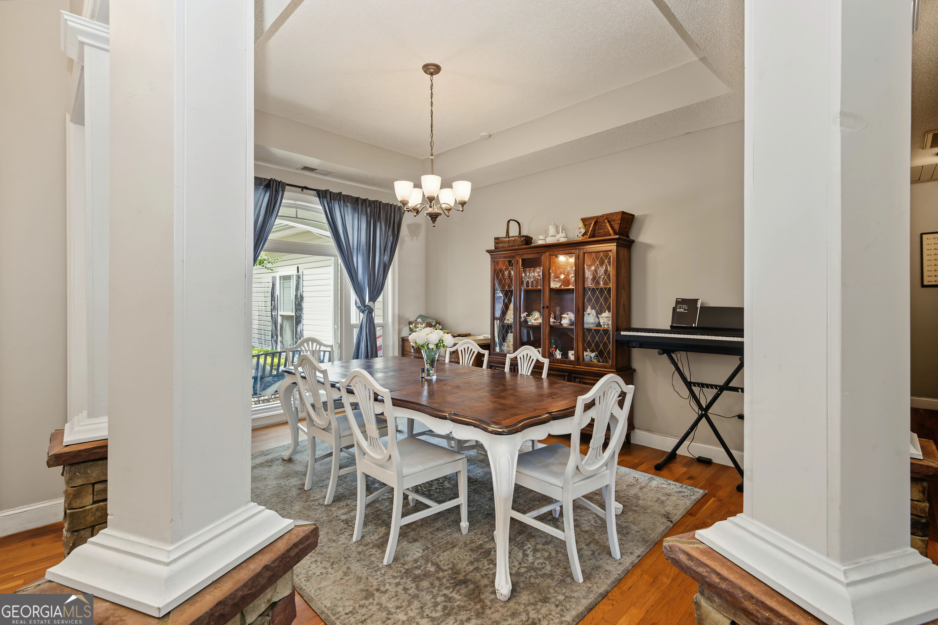 553 Bud Davis Road Property Photo 4
