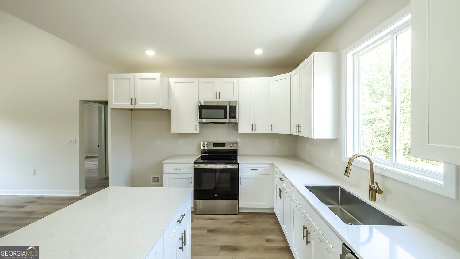 182 Arbacoochee Road Property Photo 10
