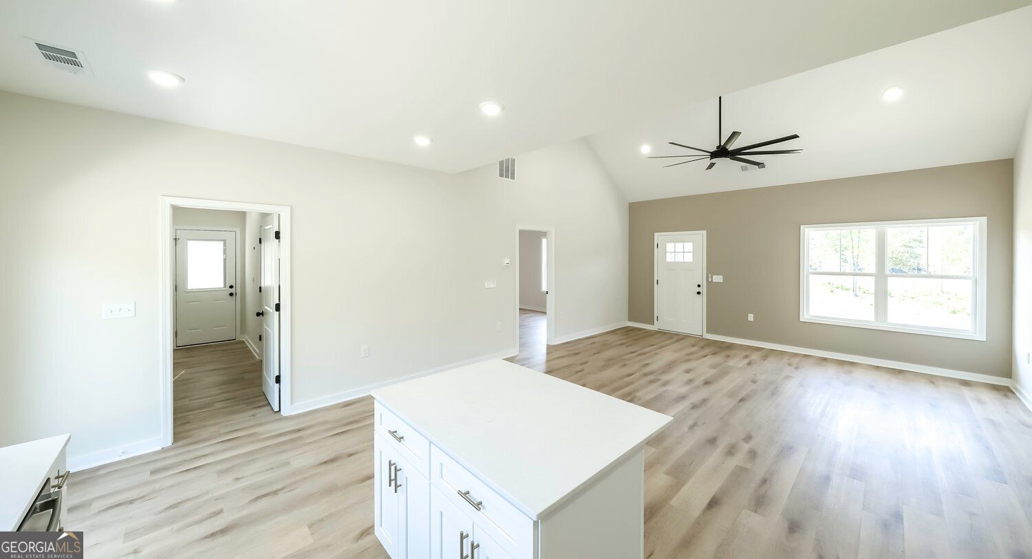 182 Arbacoochee Road Property Photo 12