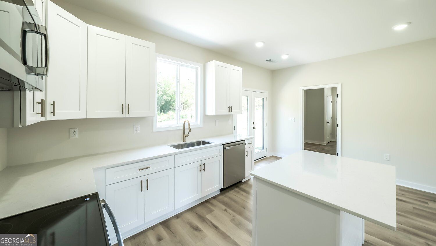 182 Arbacoochee Road Property Photo 13