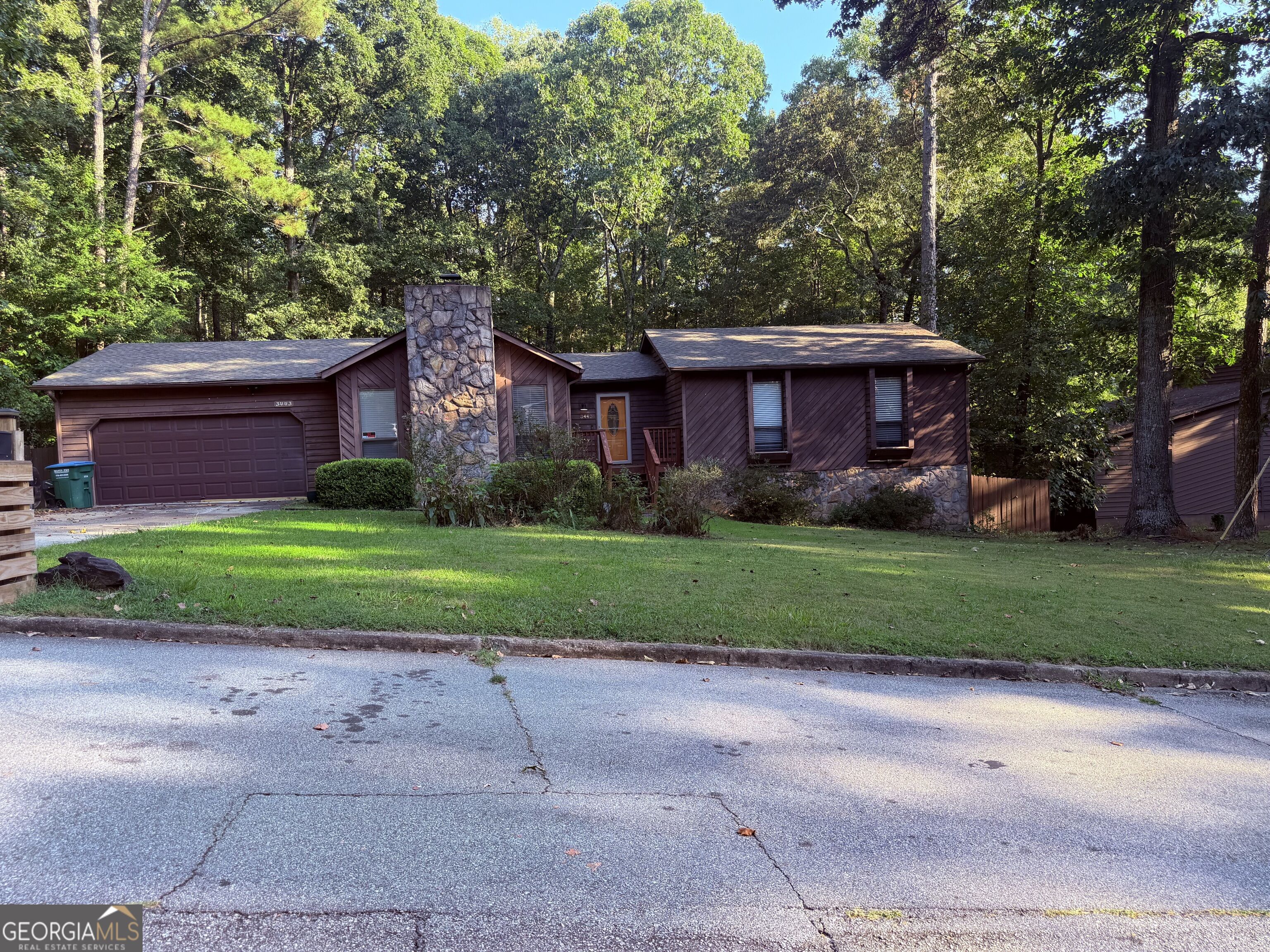 3443 Deshong Drive Property Photo 1
