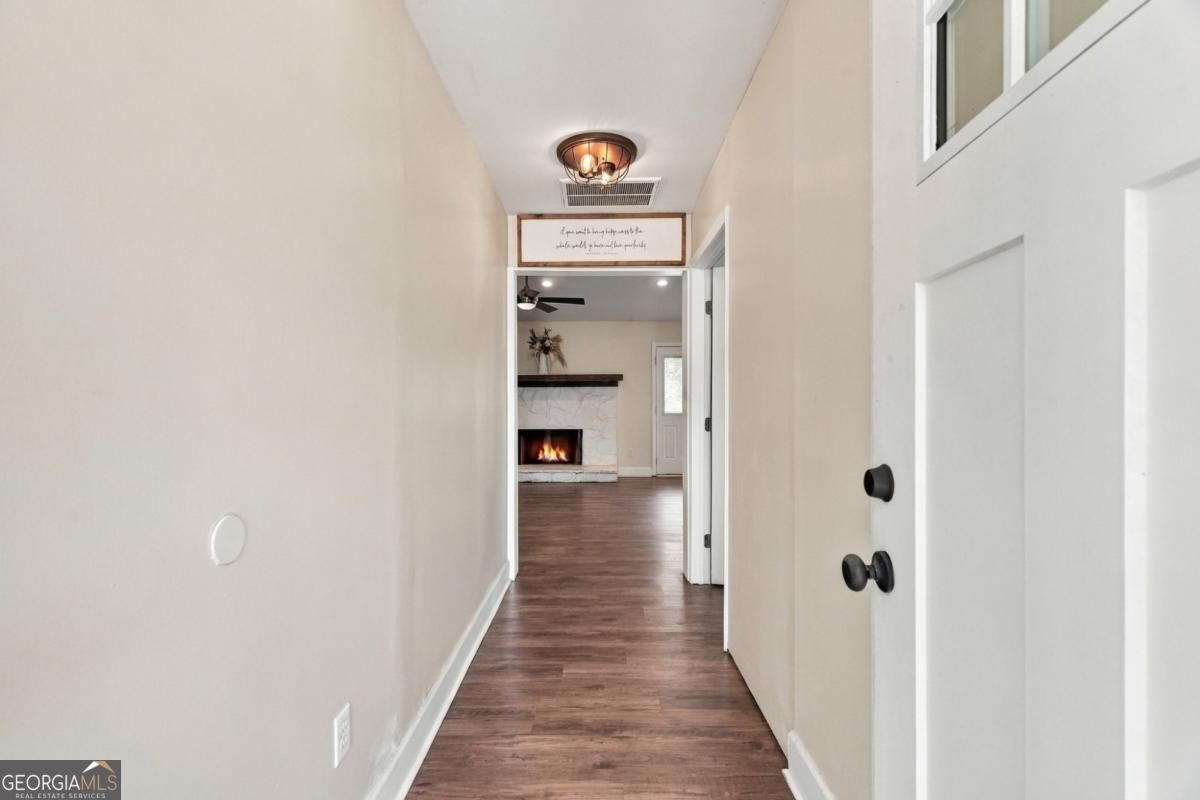 1080 Hobson Road Property Photo 3