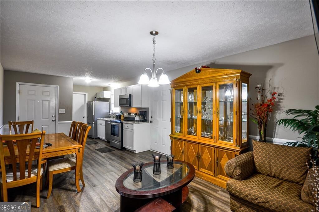 200 Capitol Avenue Property Photo 7