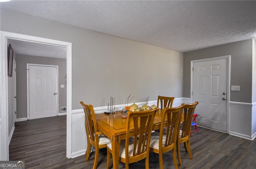 200 Capitol Avenue Property Photo 9