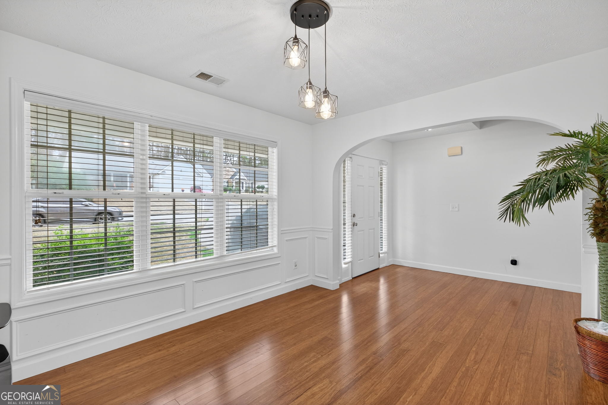 310 Berkley Drive Property Photo 6