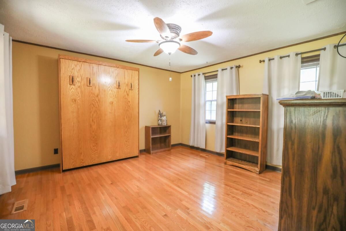 321 S Steele Bridge Road Property Photo 18