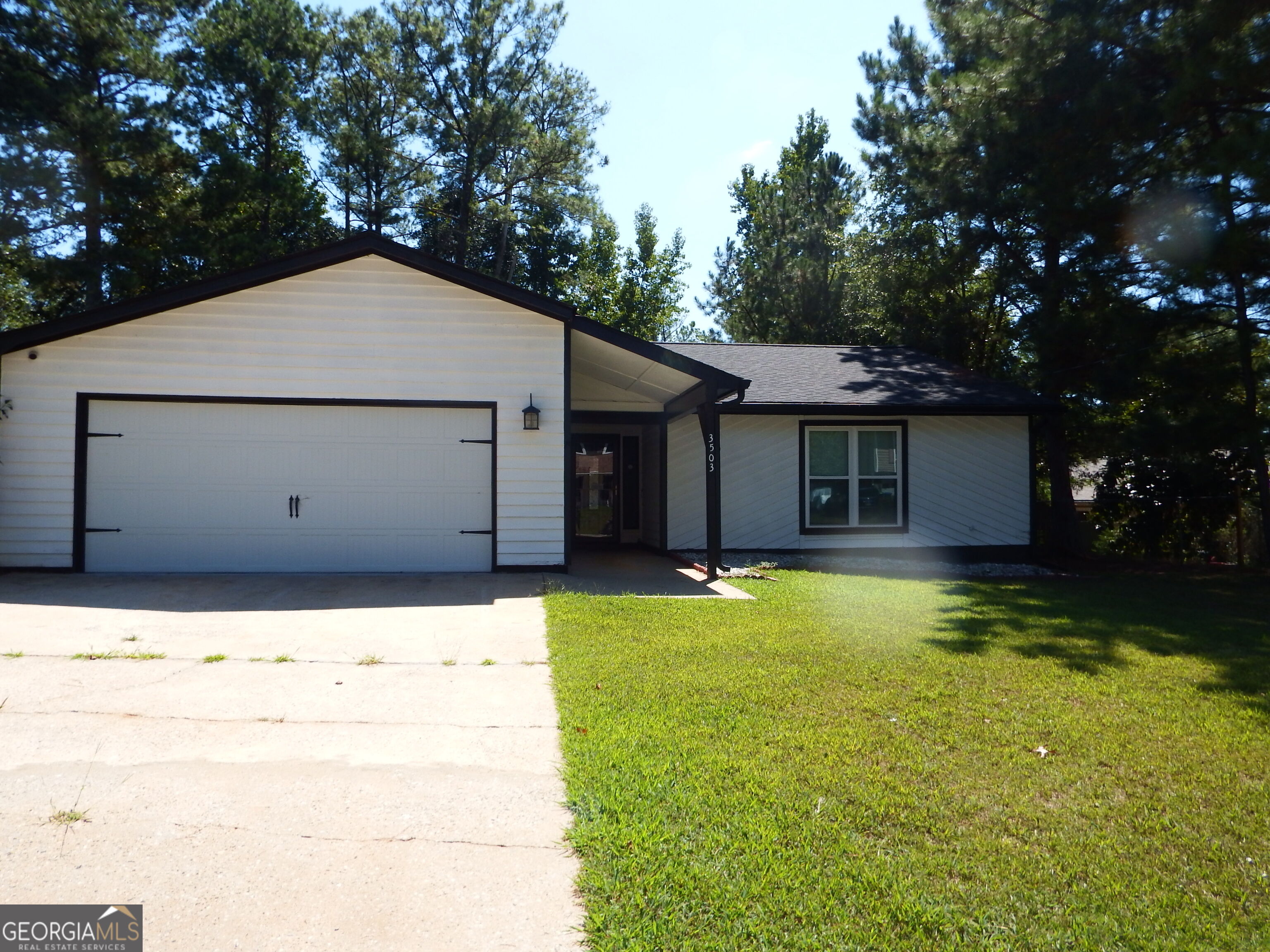 3503 Riverchase Knolls Property Photo 1