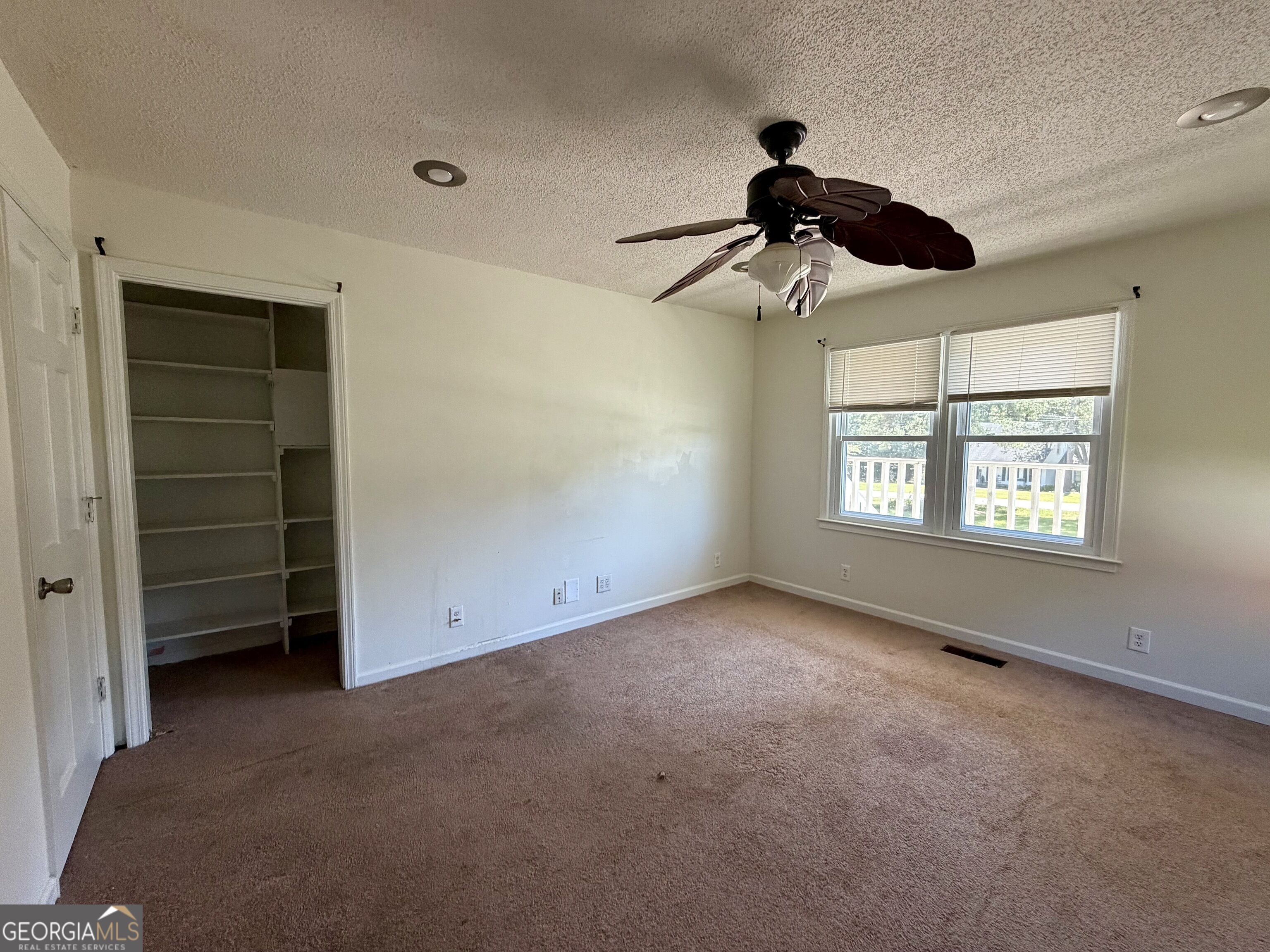 3641 W Point Circle Property Photo 6