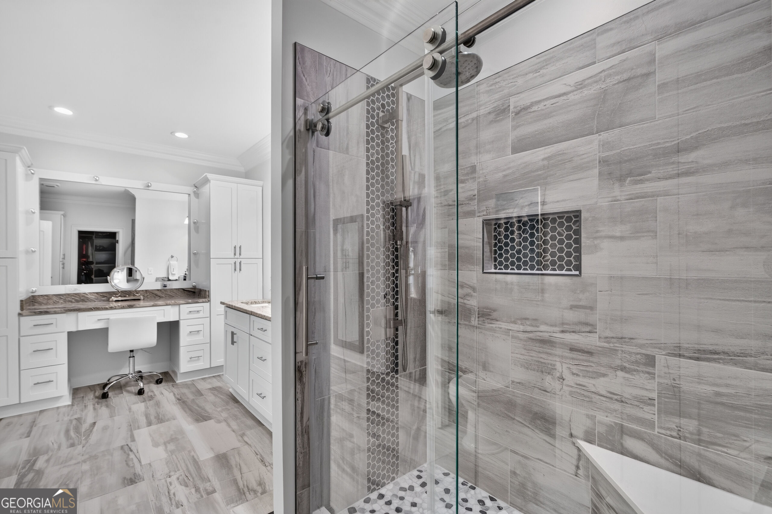 3465 River Pointe Drive Property Photo 16