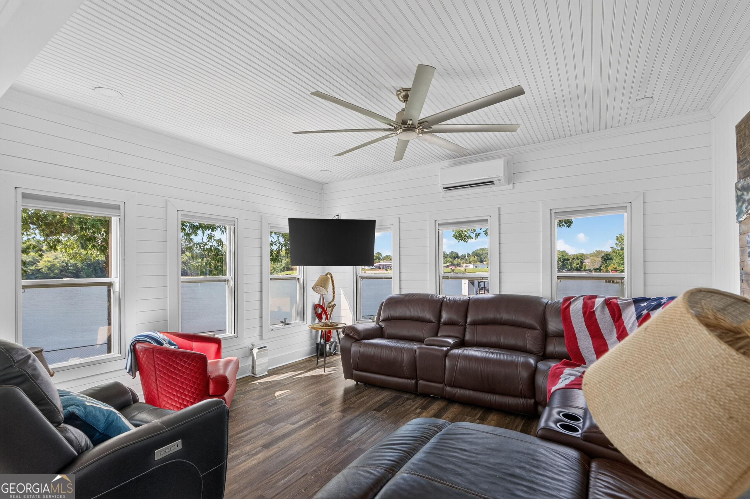 3465 River Pointe Drive Property Photo 17