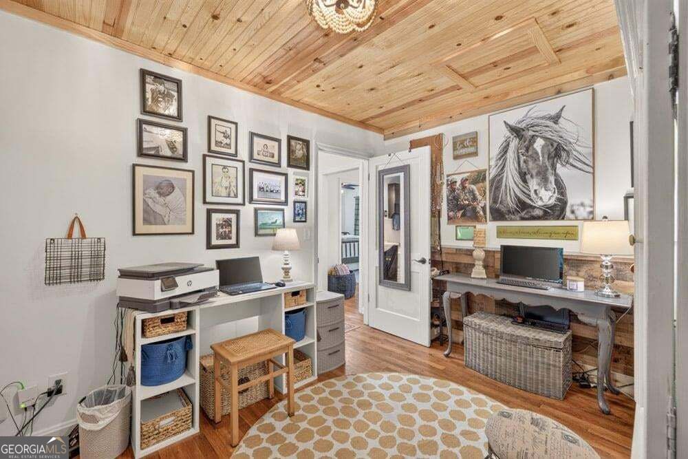 1013 S Madison Avenue Property Photo 22
