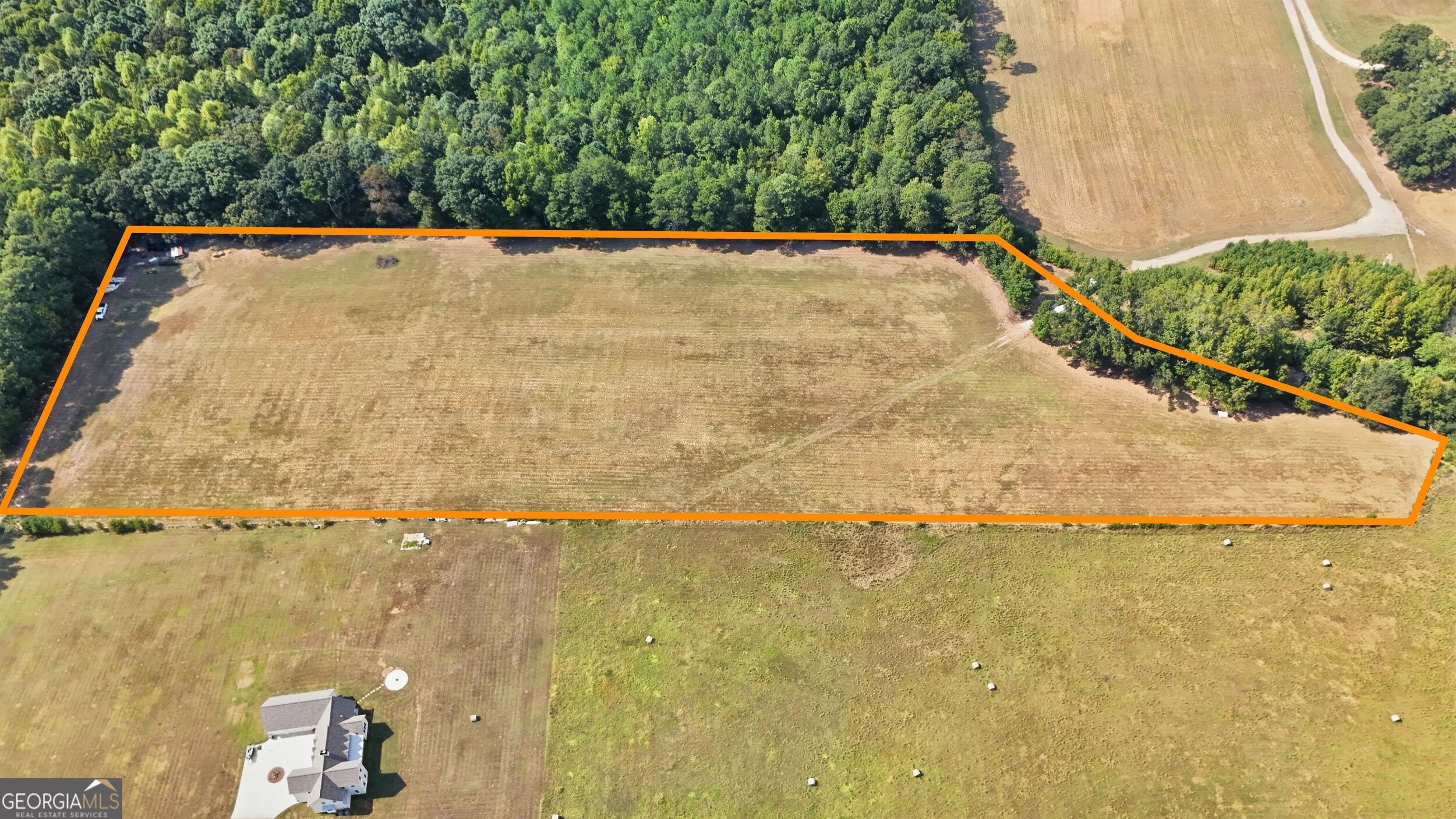 653 Spears Road Property Photo 2