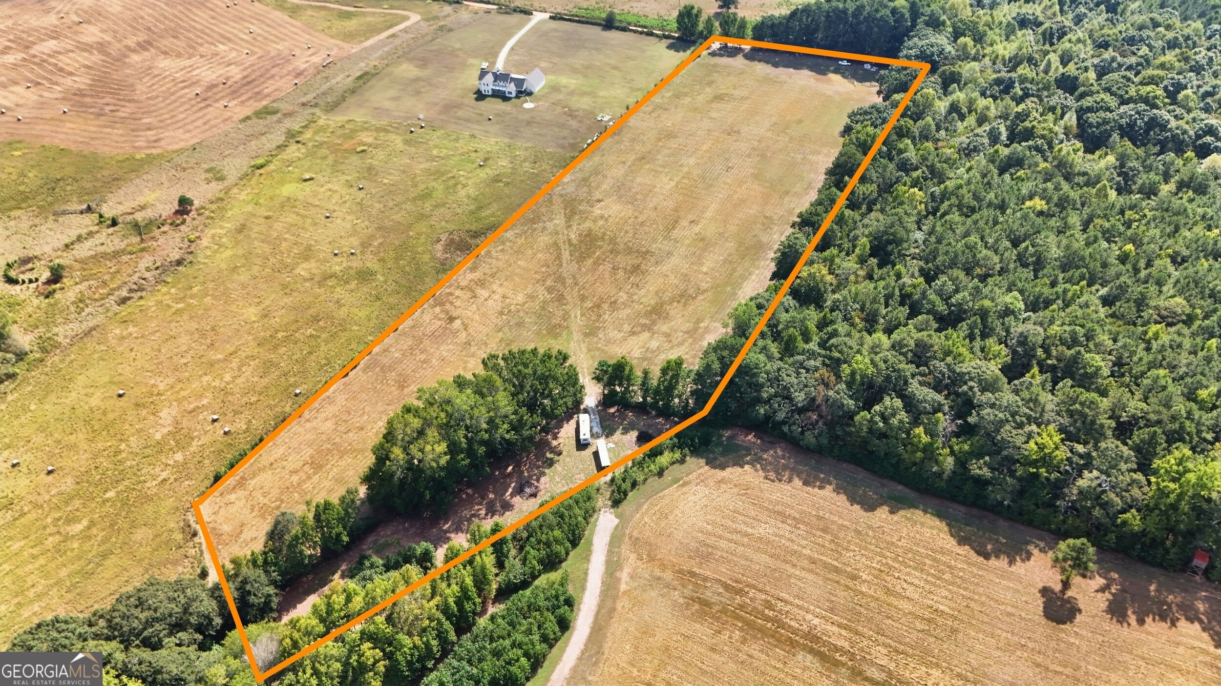 653 Spears Road Property Photo 5