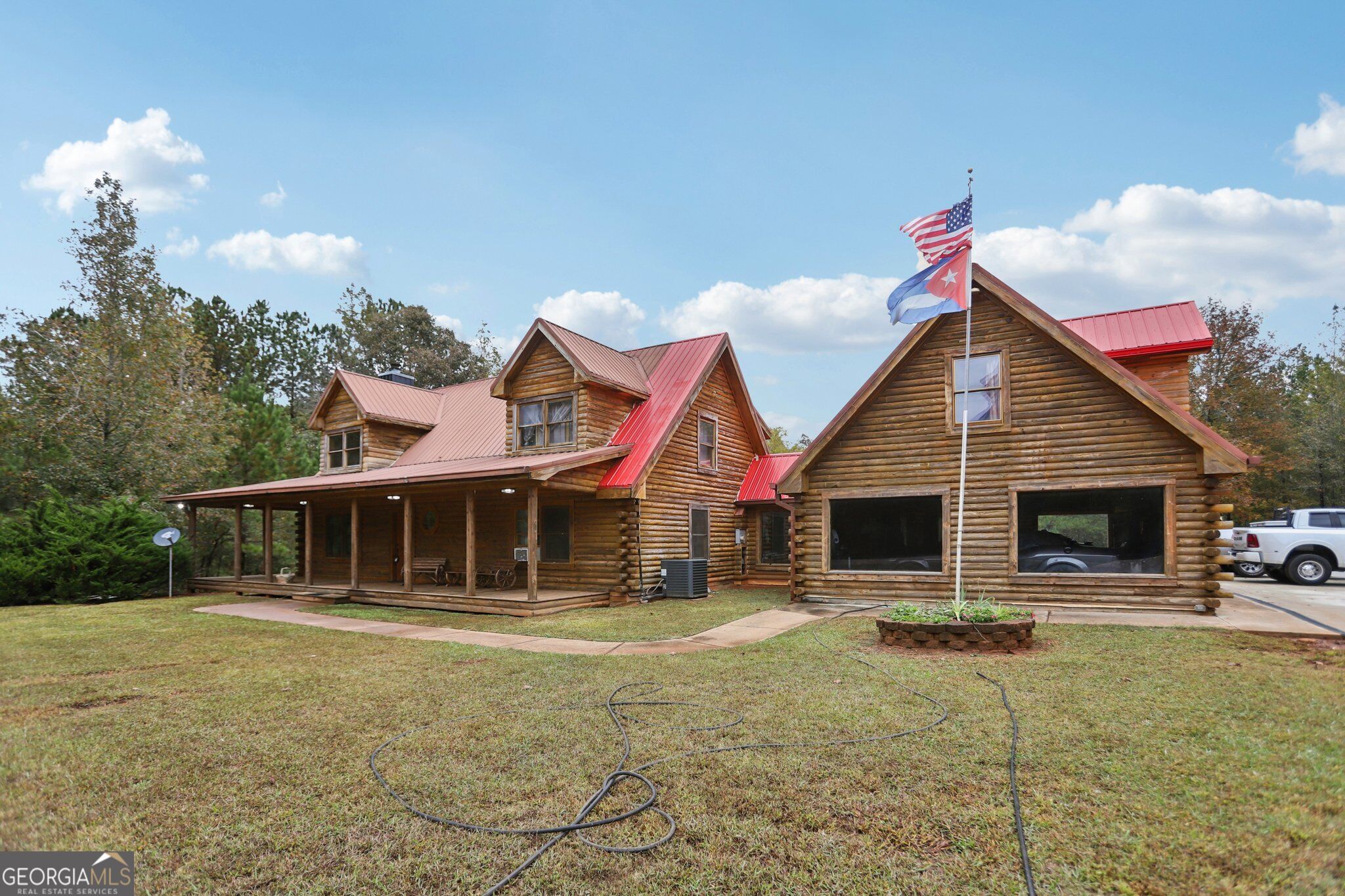 5467 Highway 162 S Property Photo 1