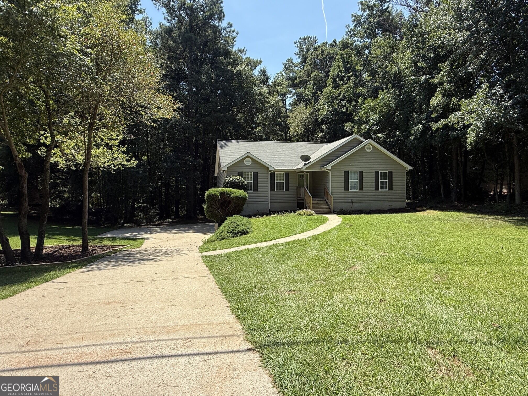 244 Country Club Road Property Photo 1