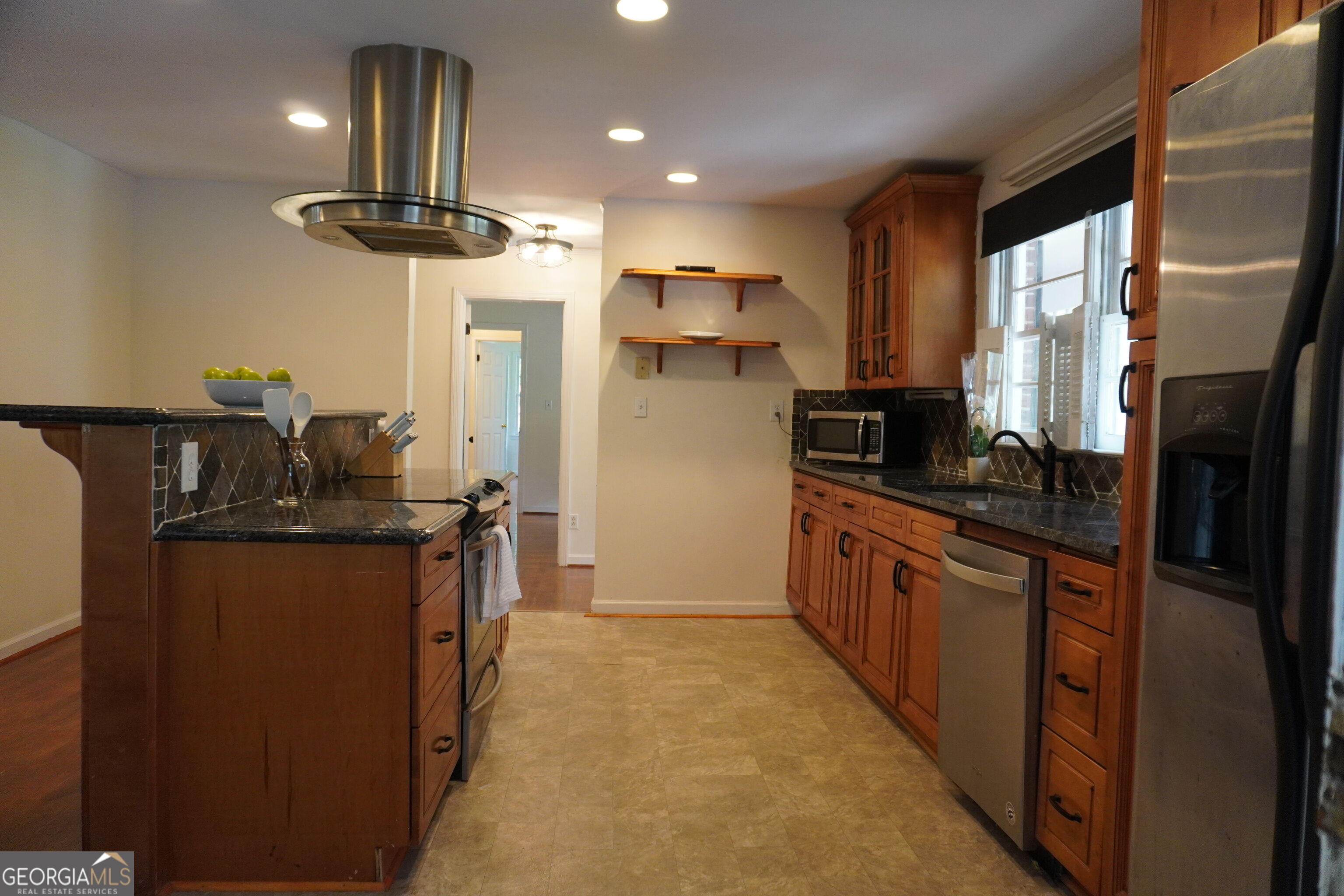 1156 Clydedale Drive Property Photo 12