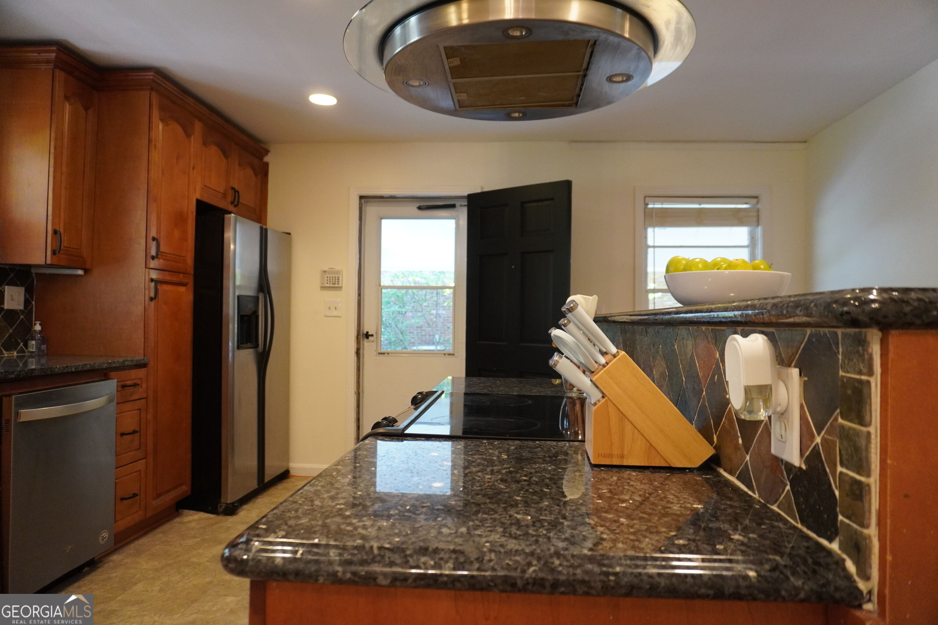 1156 Clydedale Drive Property Photo 13