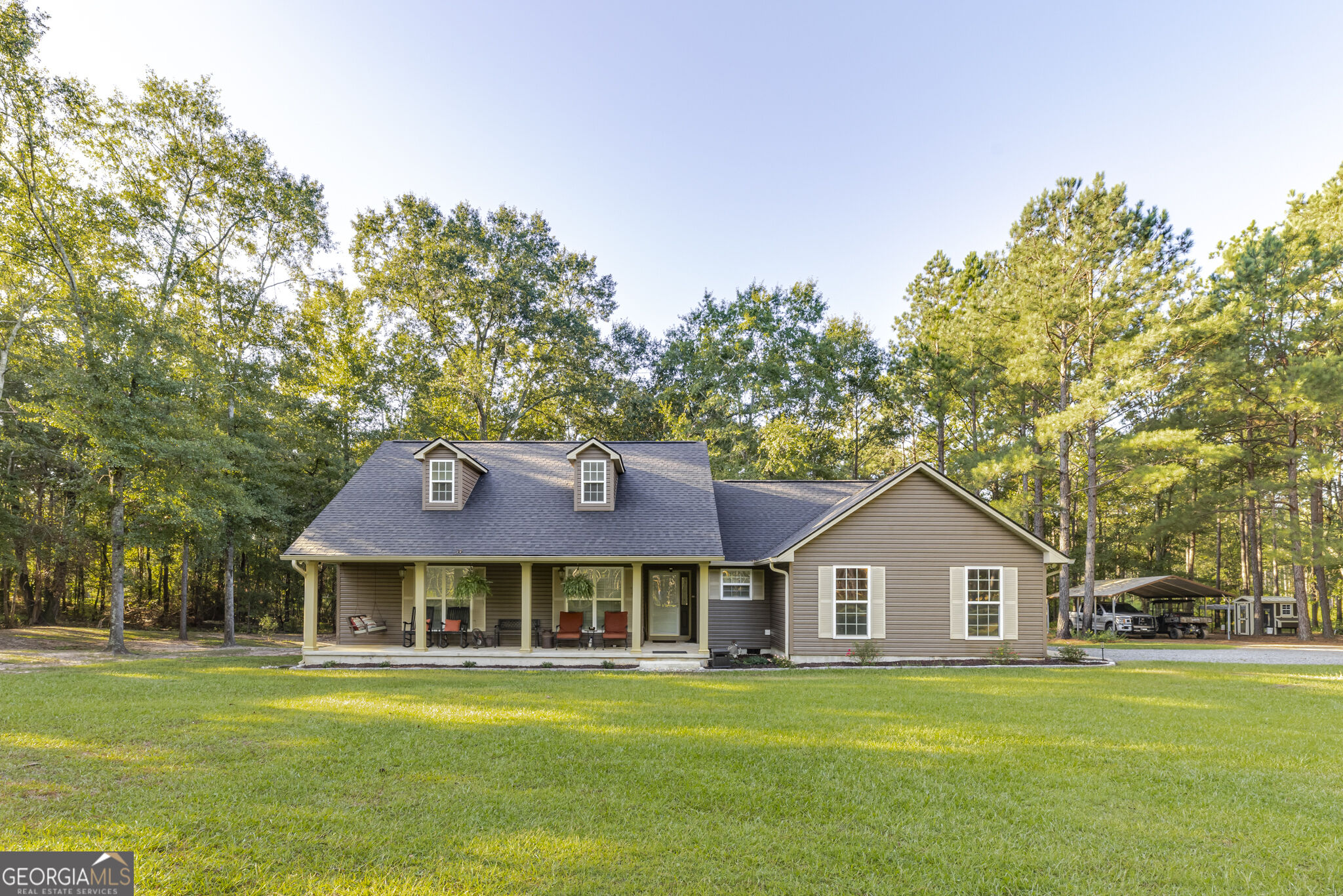 449 Green Road Property Photo 1