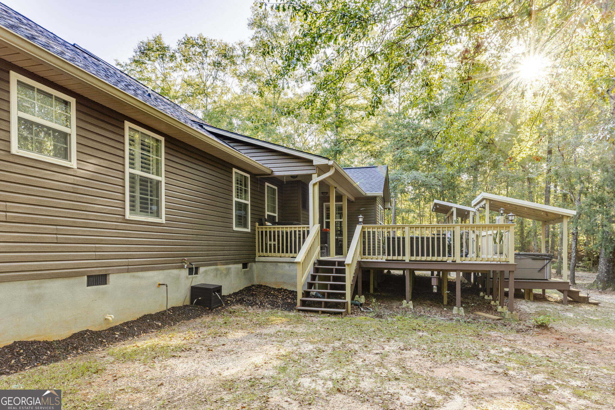449 Green Road Property Photo 9