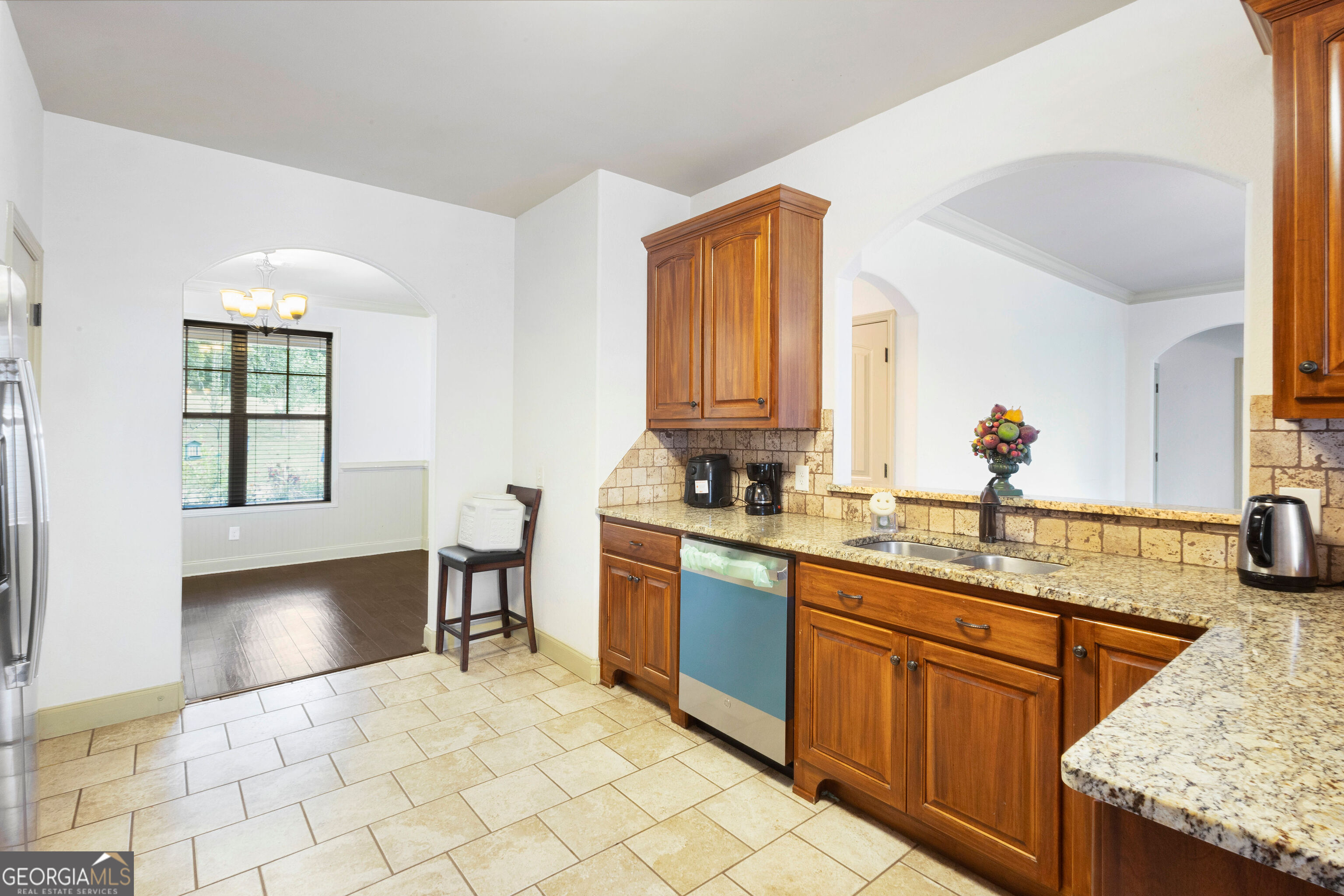 241 Spring Hill Drive Property Photo 6