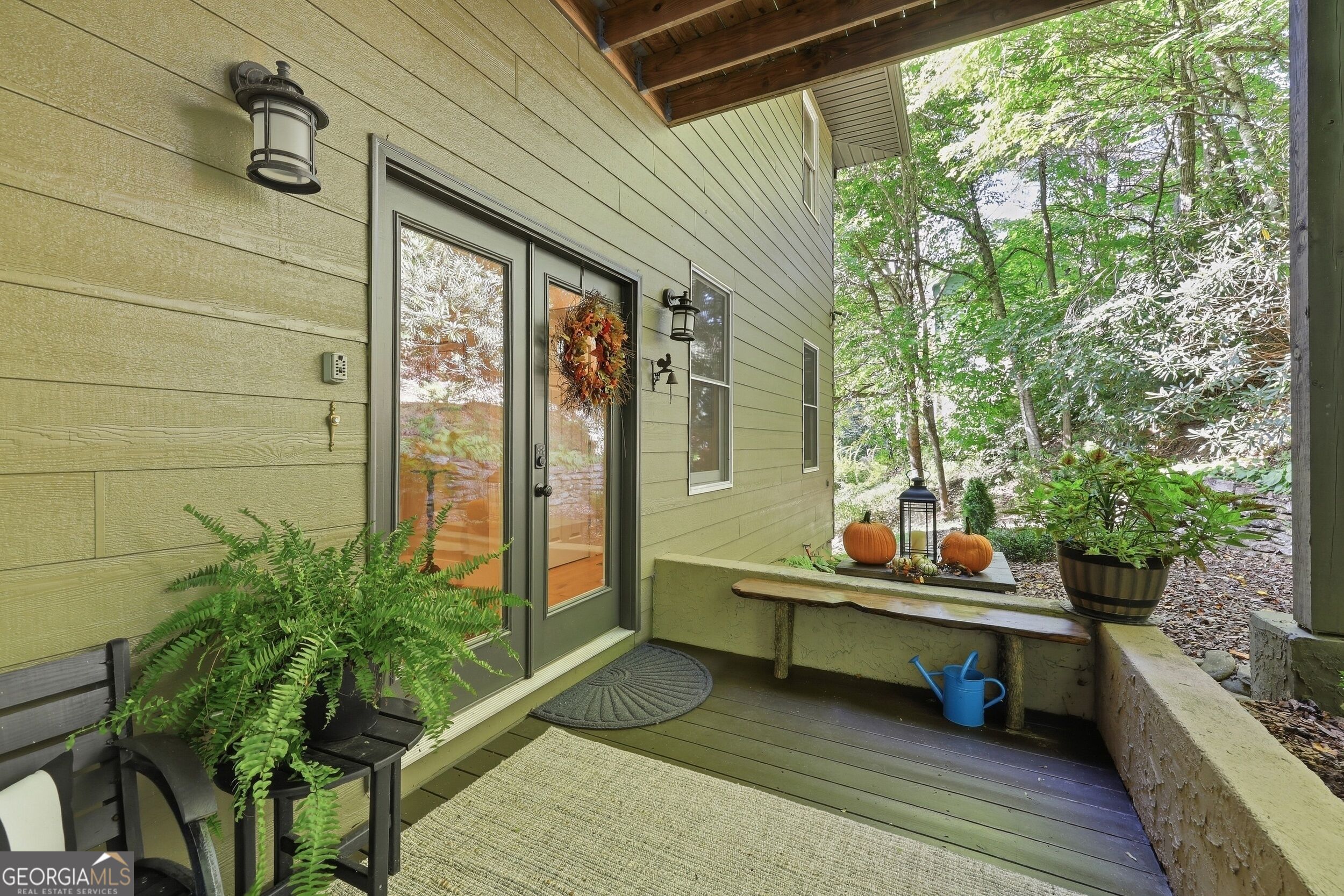 160 Ridgepole Drive Property Photo 4