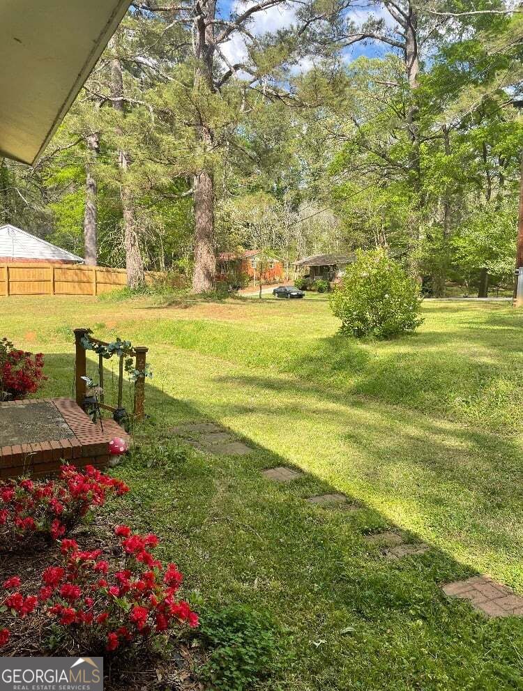 113 Pinecrest Street Property Photo 8