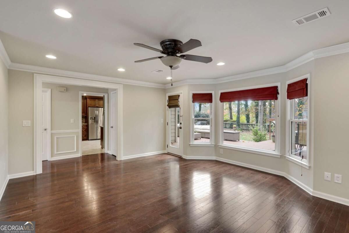 3520 Billingsley Drive Property Photo 10