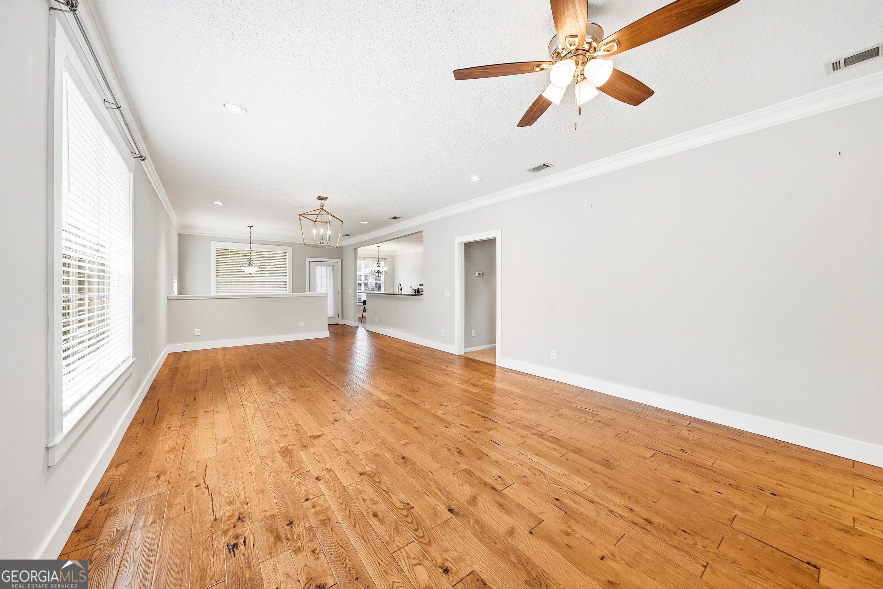153 Drayton Circle Property Photo 6