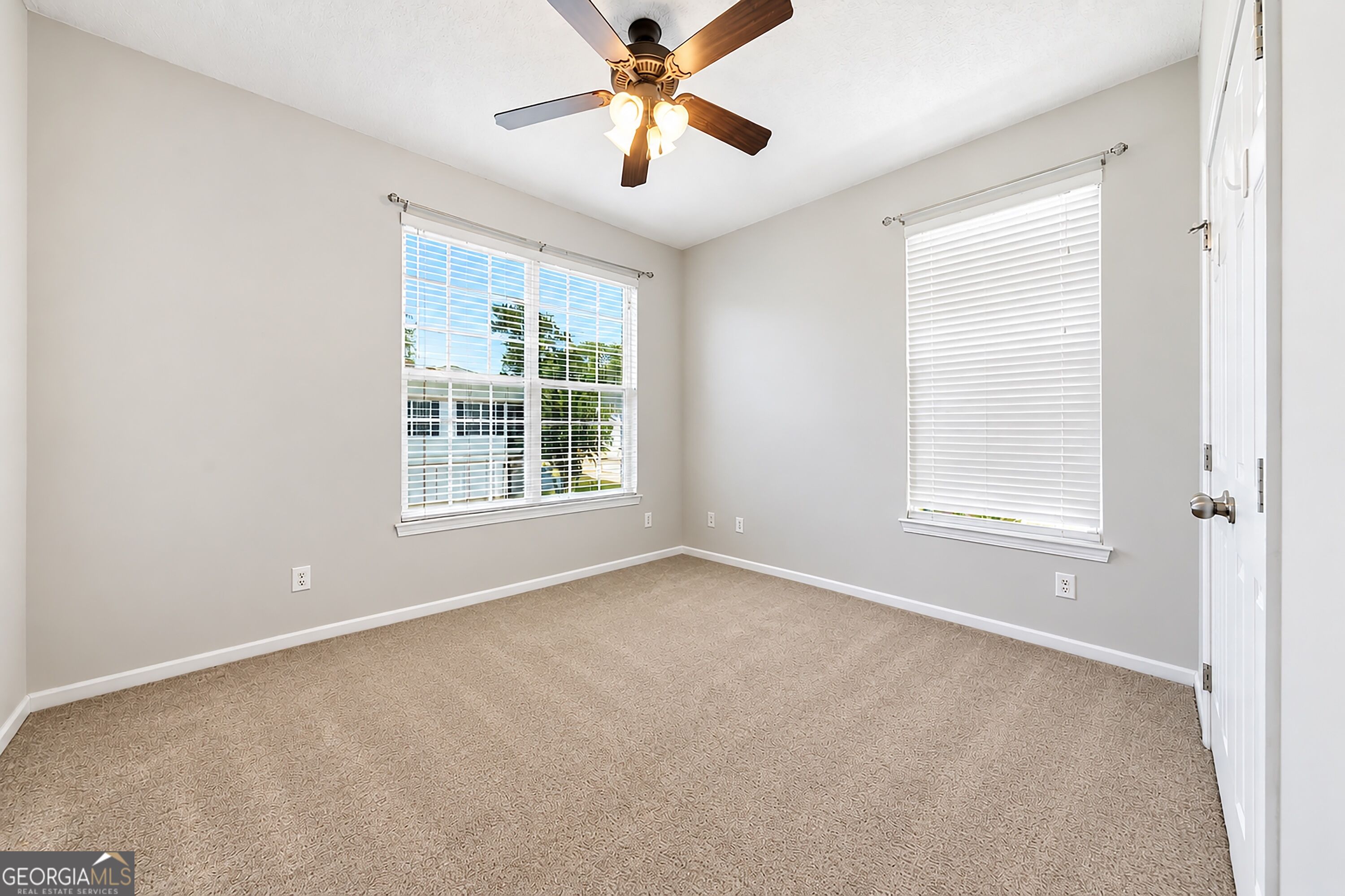 153 Drayton Circle Property Photo 16