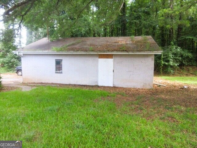 5834 N Henry Boulevard Property Photo 8