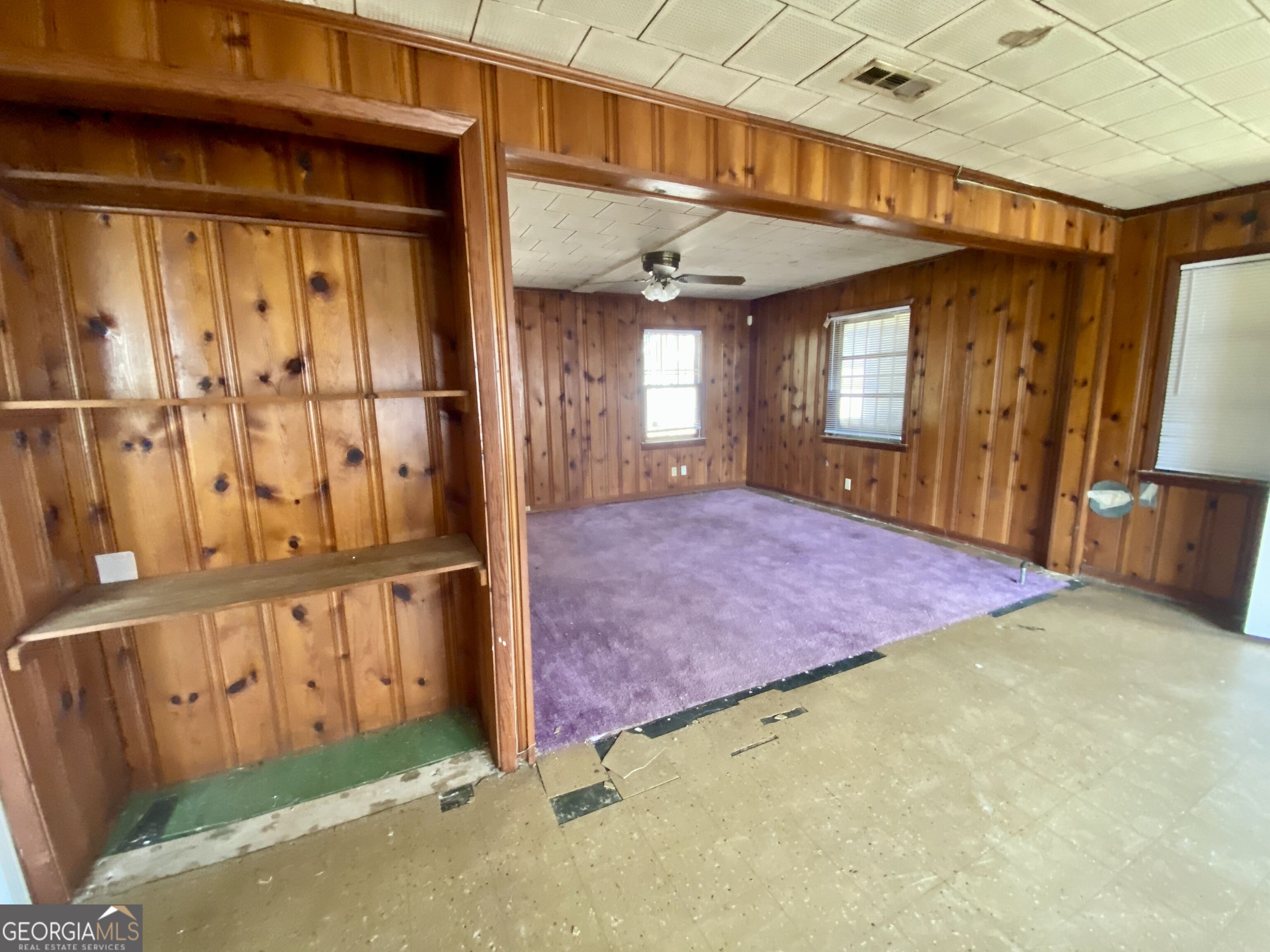 5834 N Henry Boulevard Property Photo 11