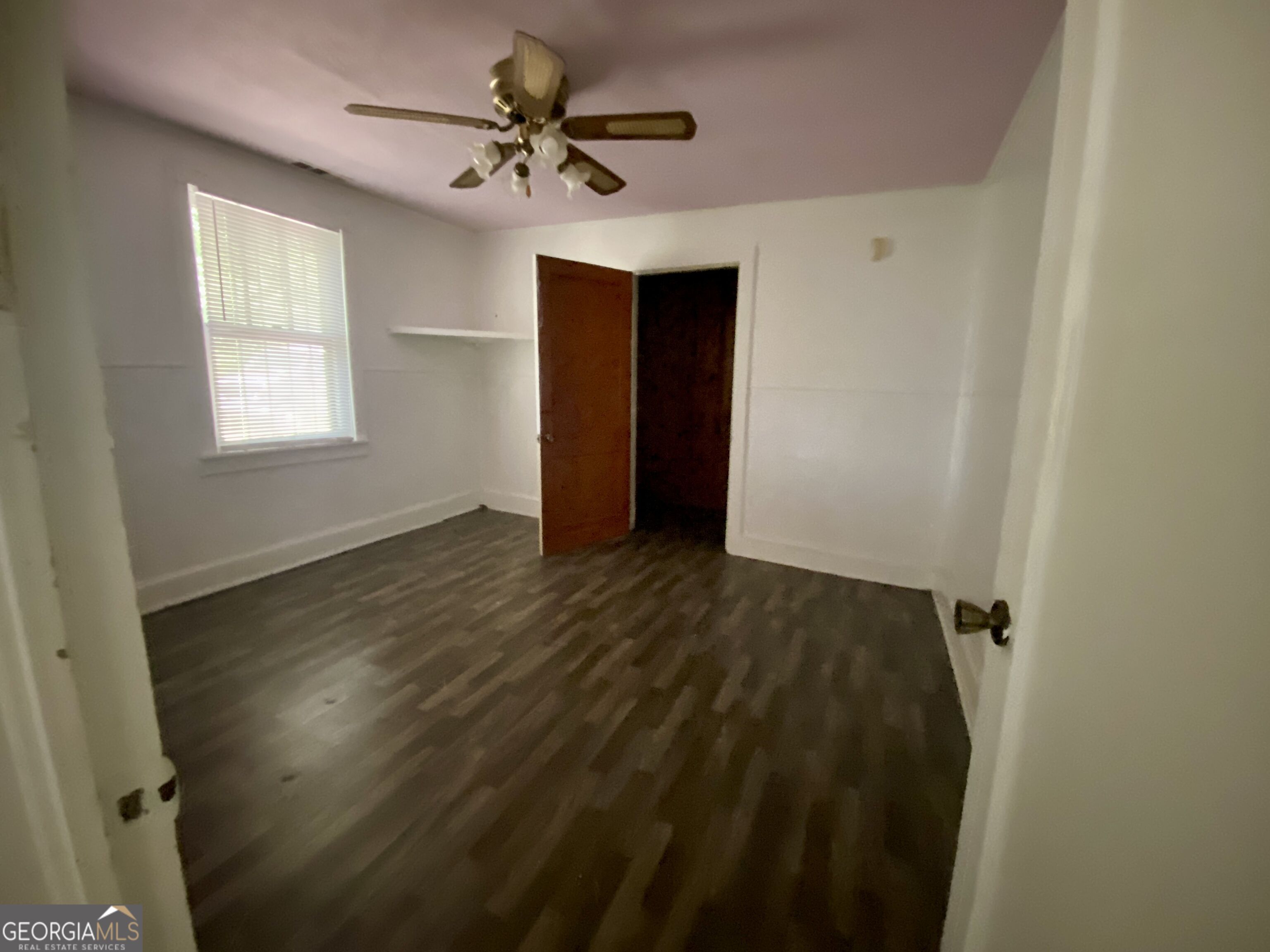 5834 N Henry Boulevard Property Photo 14