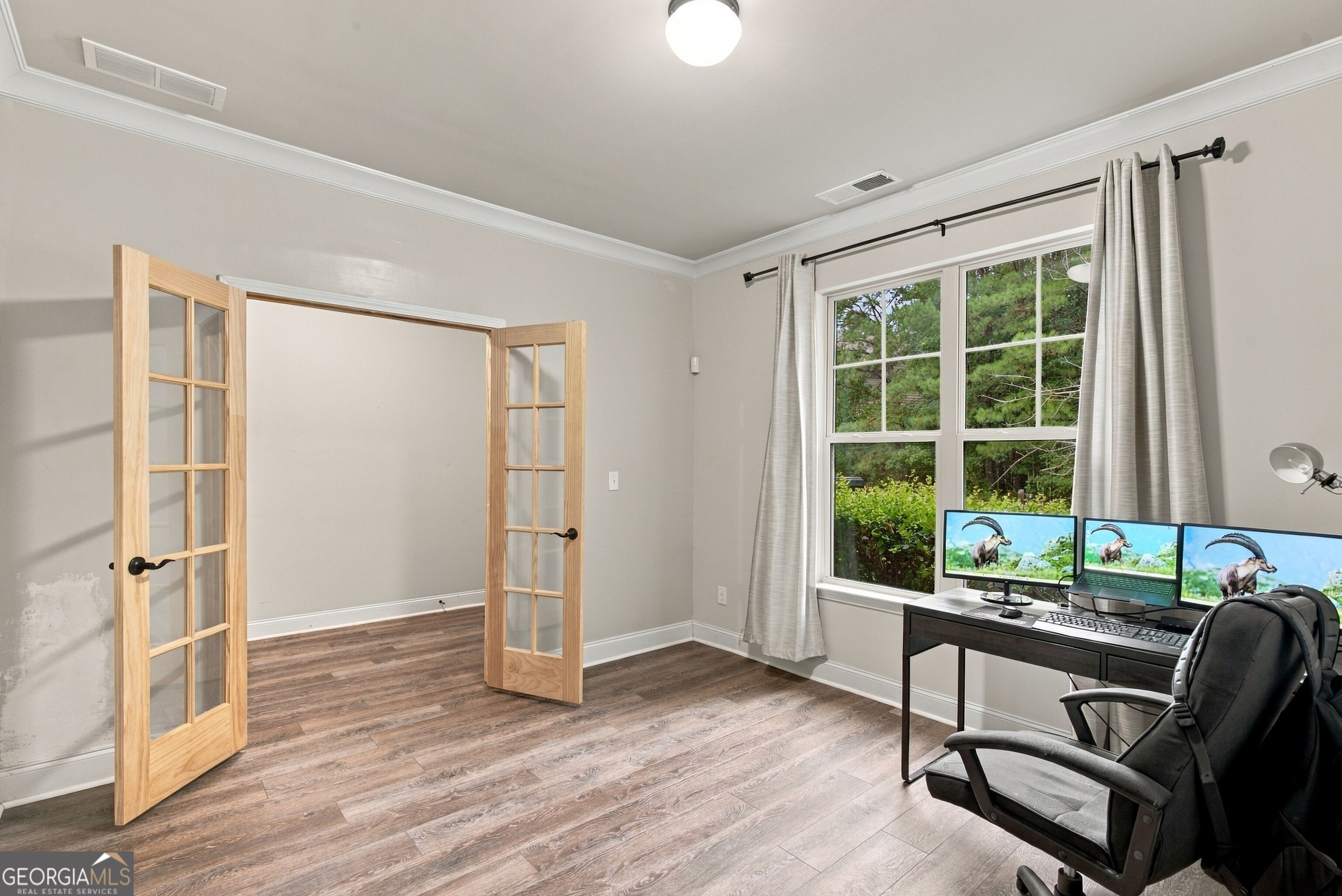 1402 Stone Ridge Court Property Photo 4