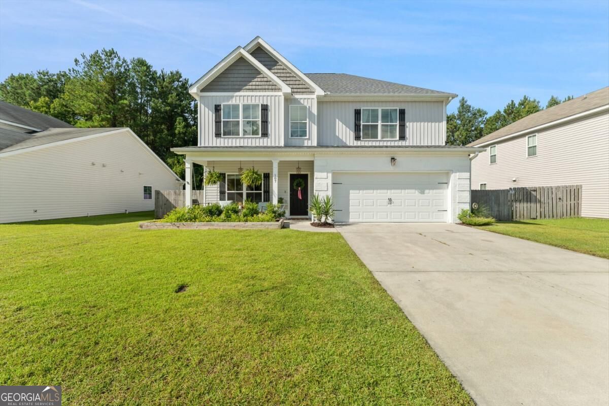 107 Green Paddock Circle Property Photo 1