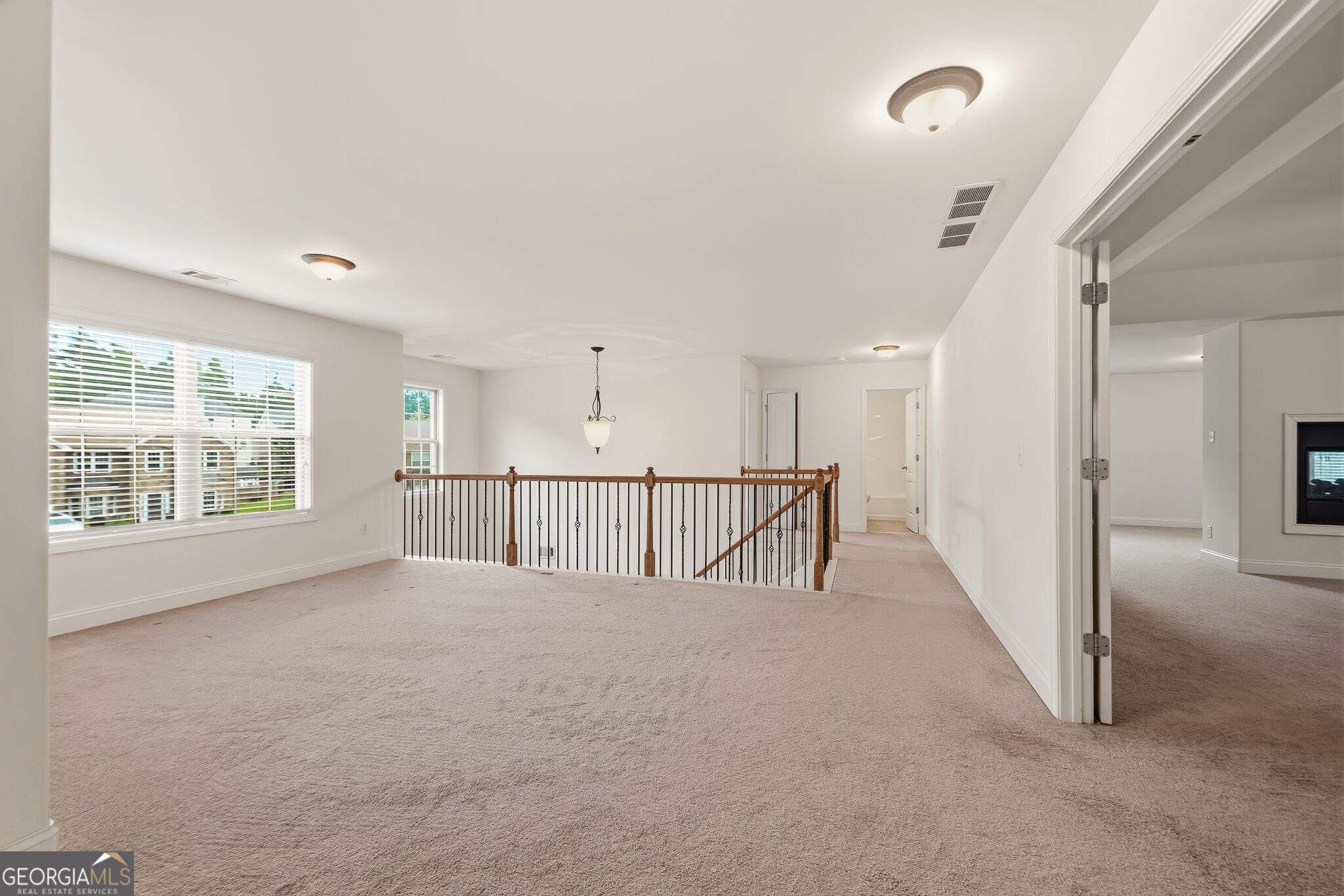 5617 Dendy Trace Property Photo 4