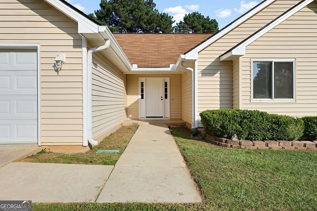 731 Gateway Drive Property Photo 4