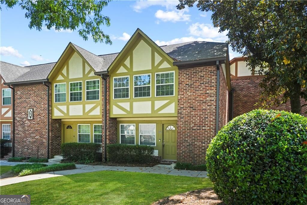 2825 Northeast Expressway Ne # N4 Property Photo 1