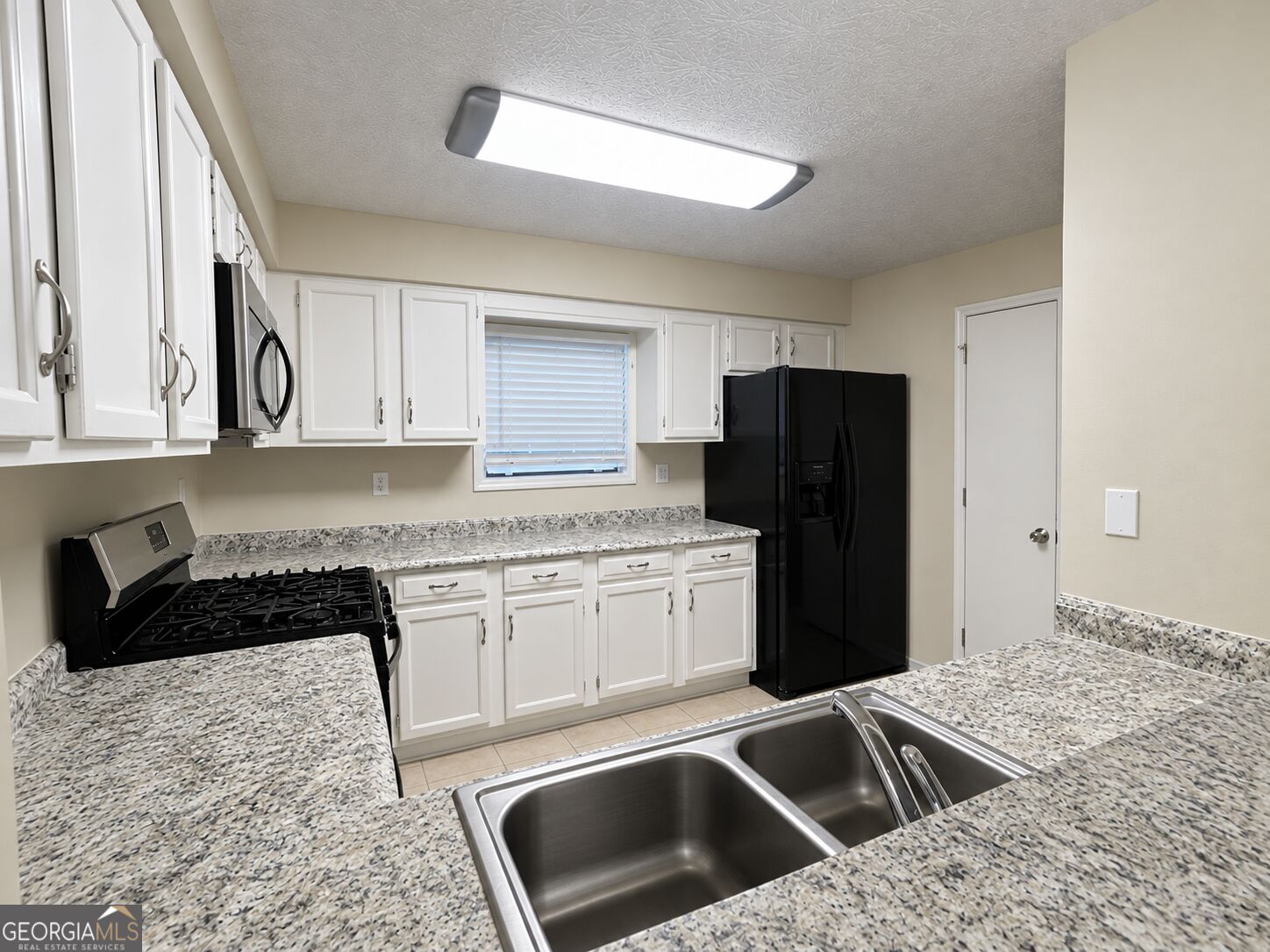 1670 Northridge Drive Property Photo 2