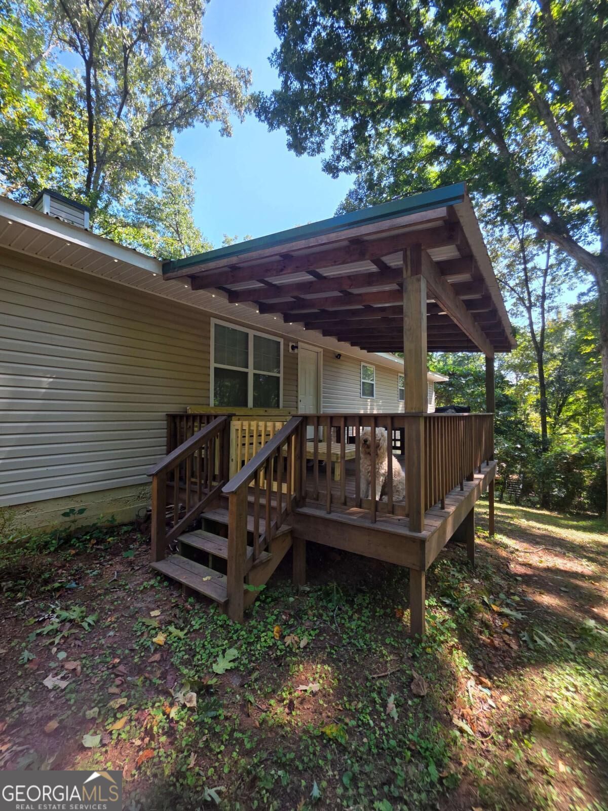 105 Heatherbrook Drive Property Photo 3