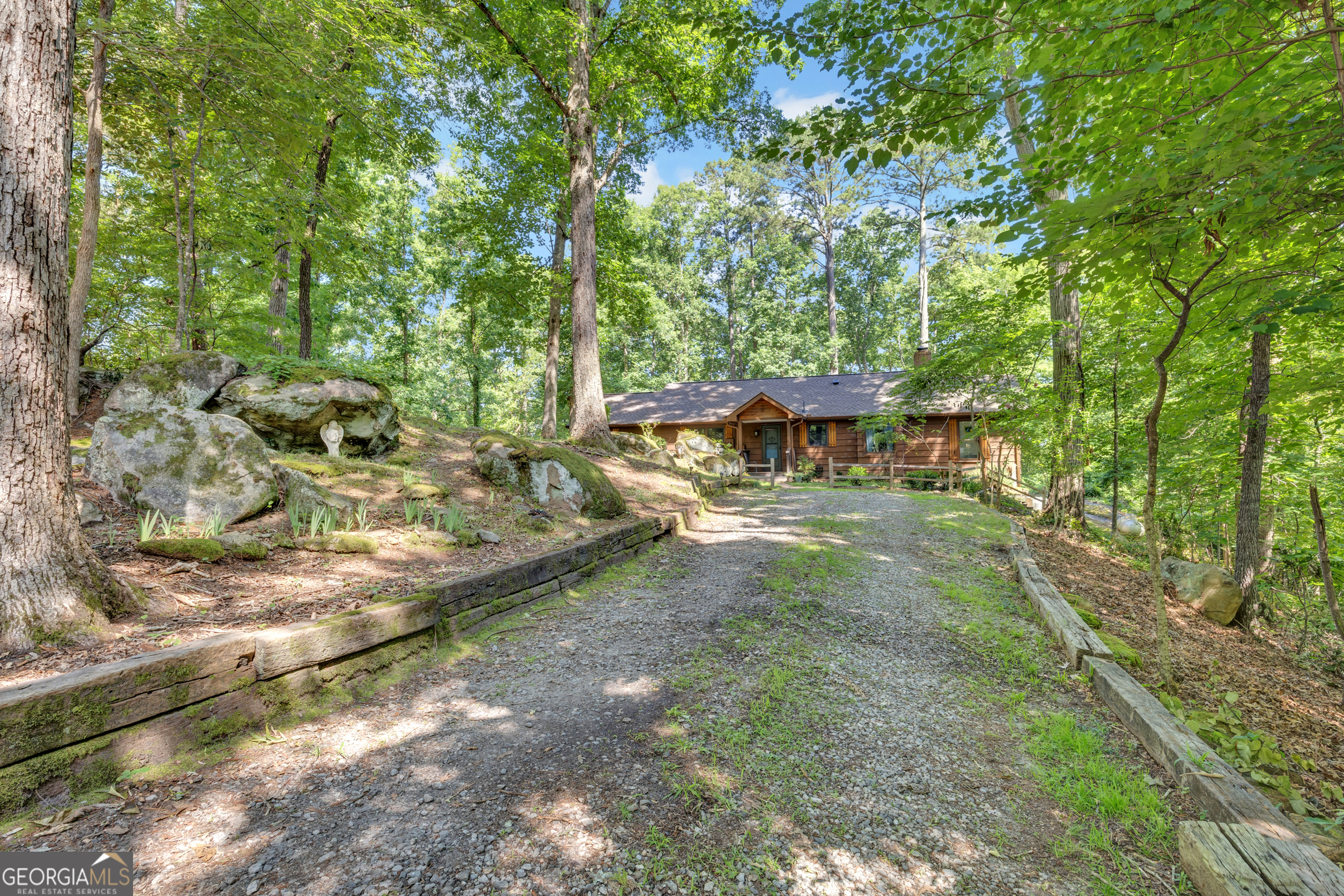177 Nighthawk Court Property Photo 6
