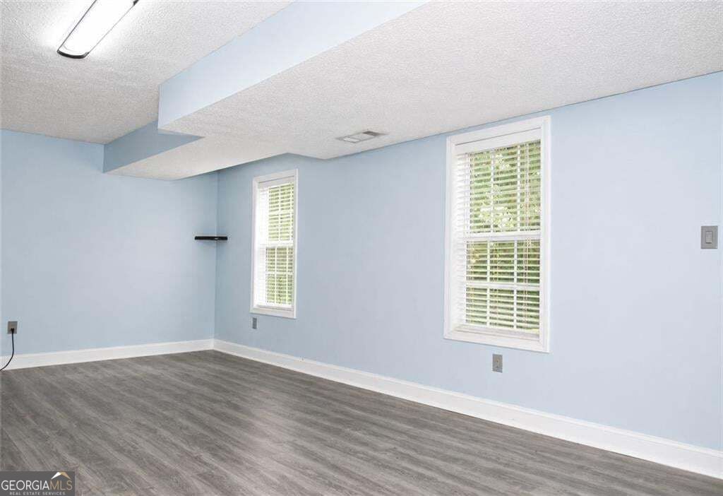 114 Waterbury Lane Property Photo 25