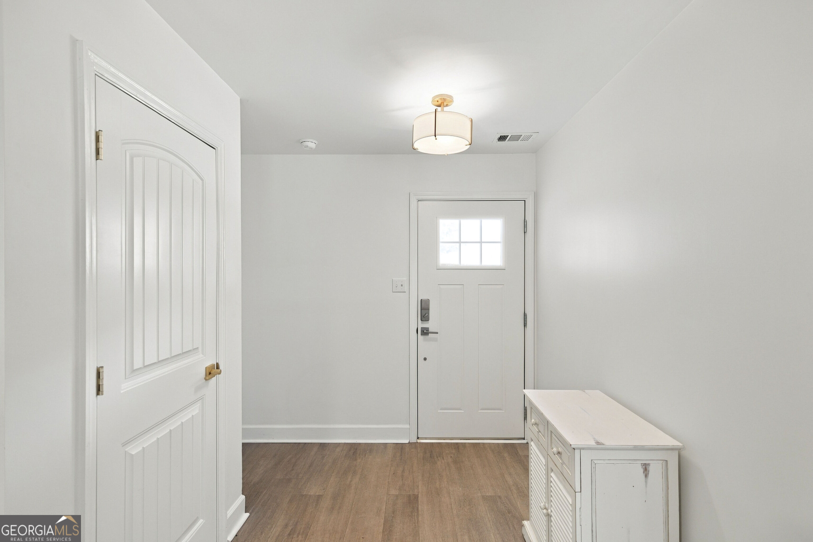 221 Muirfield Lane Property Photo 3