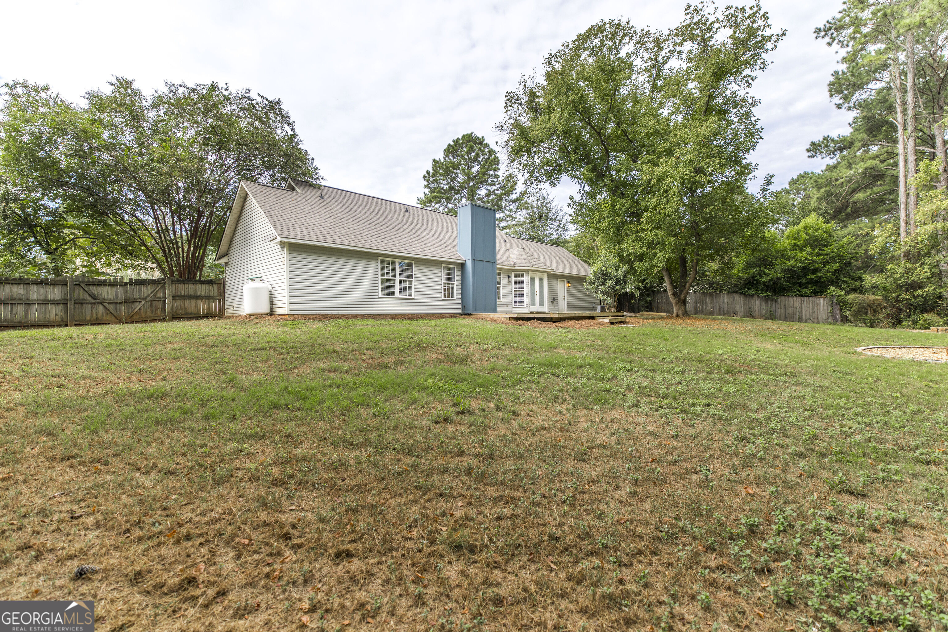 221 Muirfield Lane Property Photo 19