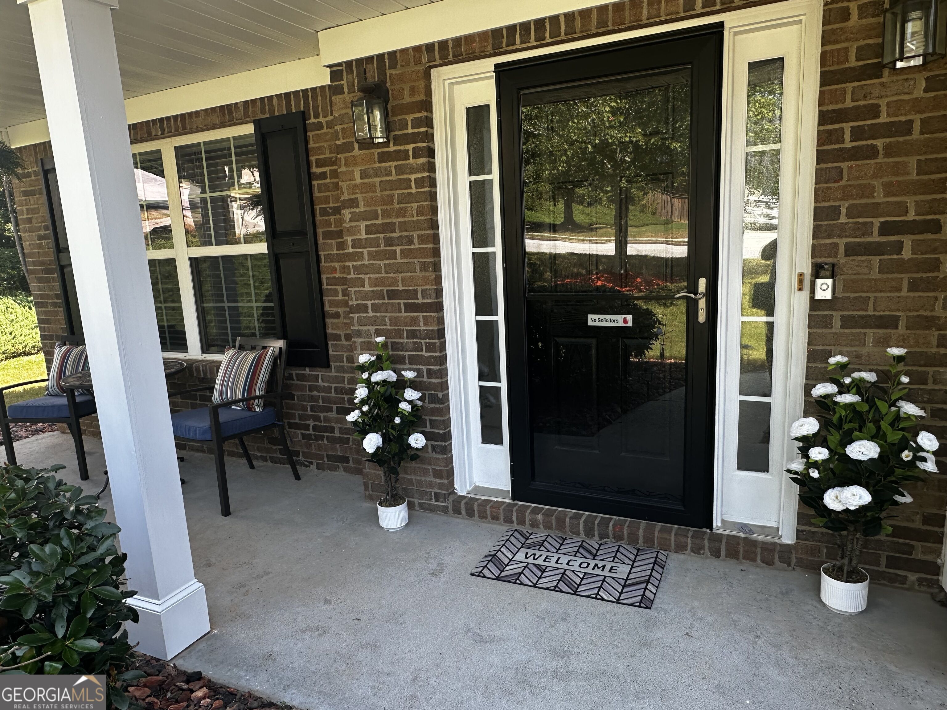 1138 Mitford Lane Property Photo 3