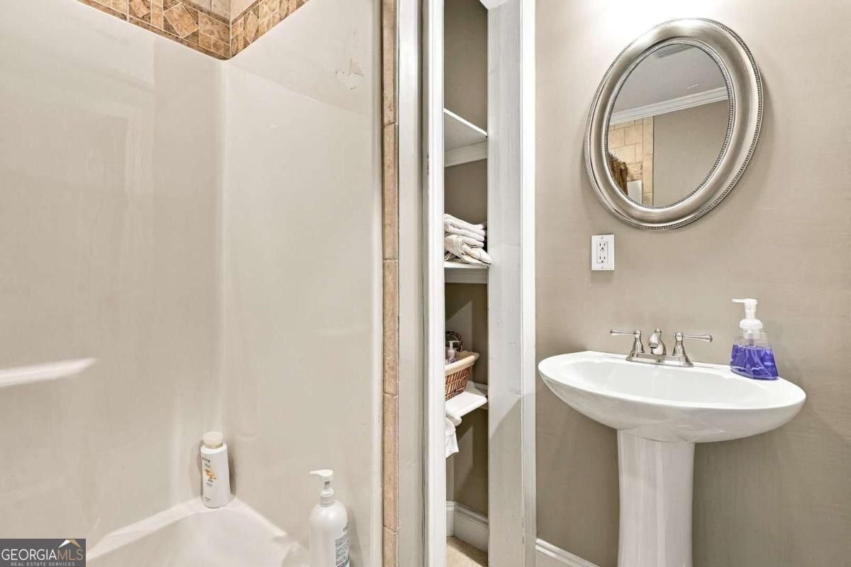 4910 Montclair Trail Property Photo 44