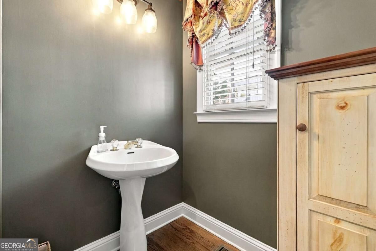 4910 Montclair Trail Property Photo 45